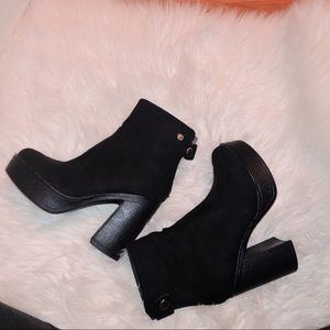 suede heeled ankle boots✨